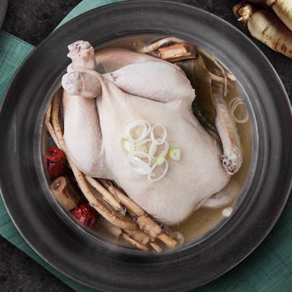 [고품격] 국내산 궁중 삼계탕 대용량 실온보관 삼계탕 1kg * 3팩