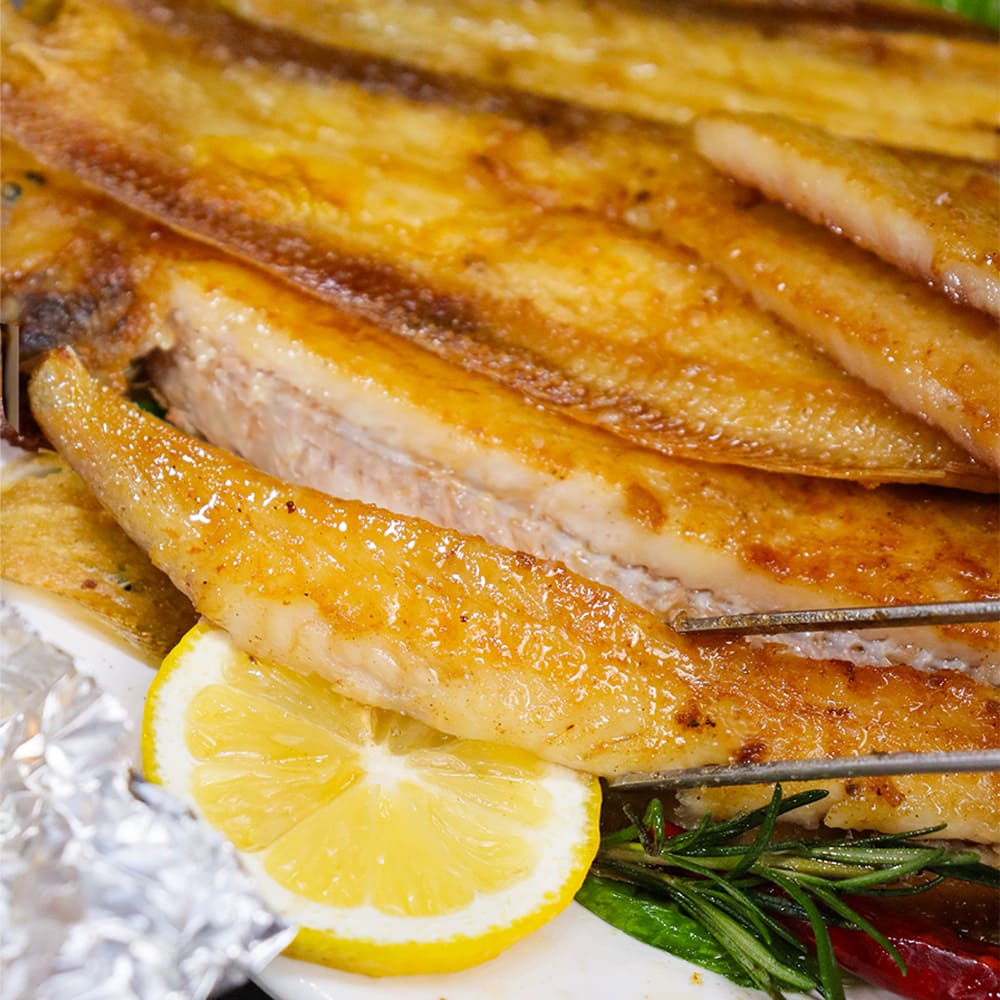 비린내 걱정 없이 담백한 반건조 황금 박대 10미 중사이즈 (26~29cm내외)