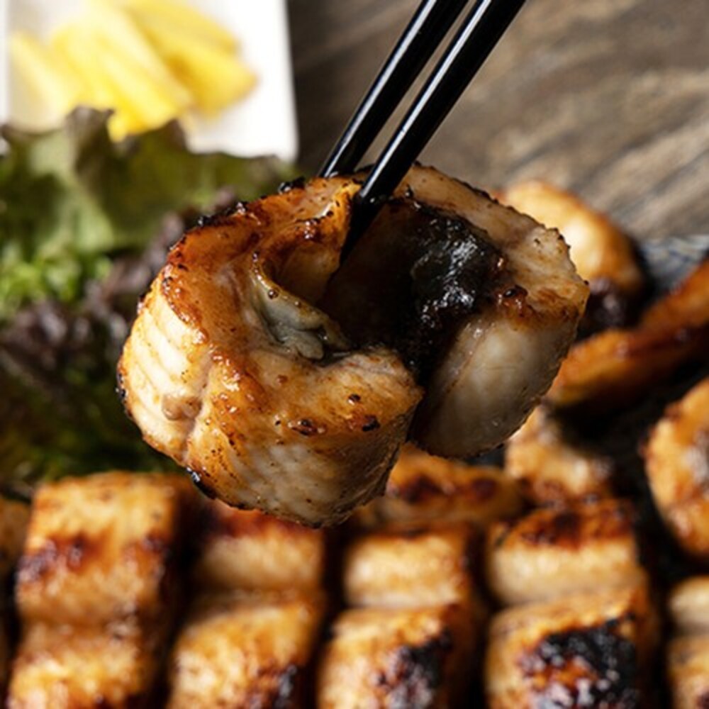 [청년농가] 국내산 자포니카 민물장어 1kg (손질후 700g내외 2-4미)