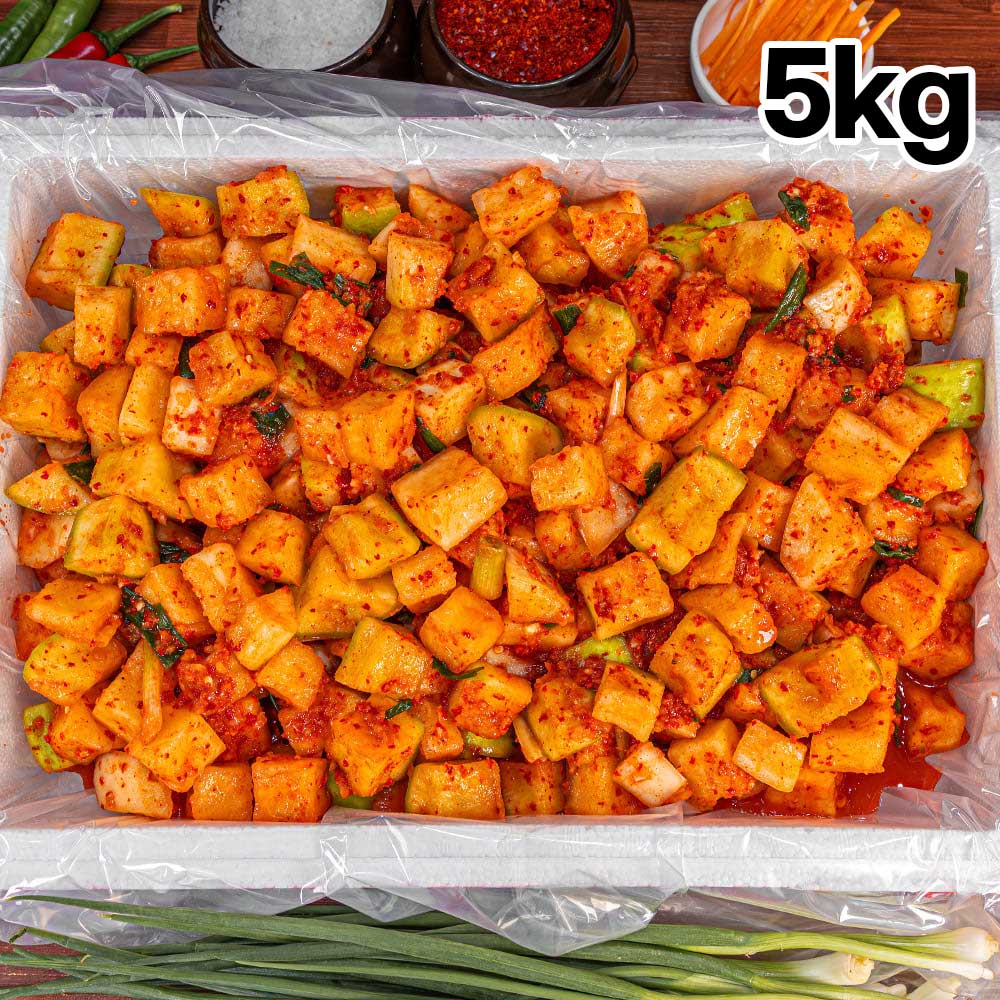 국내산 무만 선별해 만든 26년 황쉐프 깍두기 4kg+1kg 덤 (총 5kg)