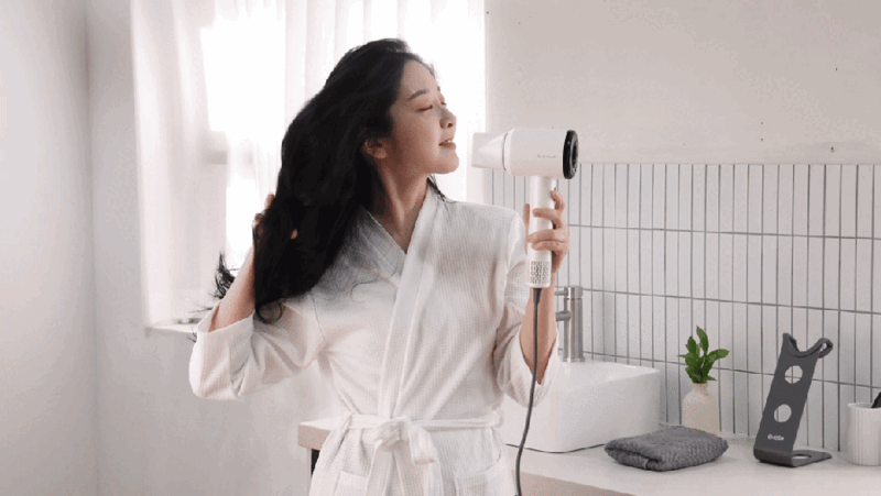 [리앤쿡] 데일리핏 헤어 스타일러+스트롱 BLDC 1600W 저소음 헤어드라이기 LCWB-HS475E / LNKD-9960W 상세 9