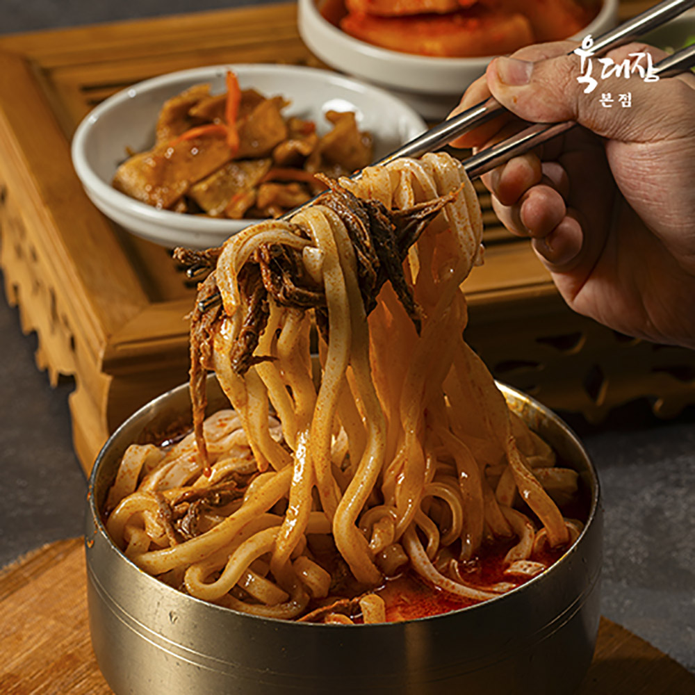 [육대장본점] 15년 옛날 전통 육개장칼국수 육개장 850g(1팩)+칼국수면사리 180g(1팩)