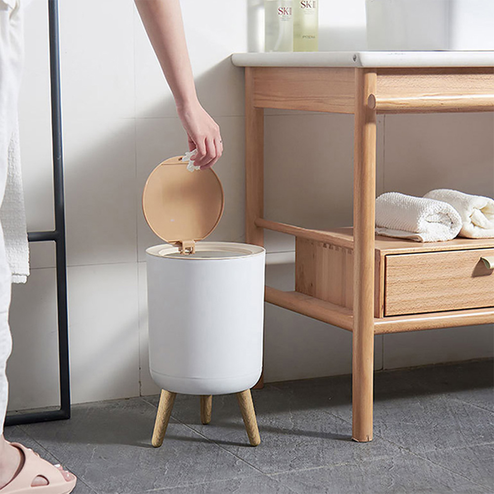 심플 우드 그레인 휴지통